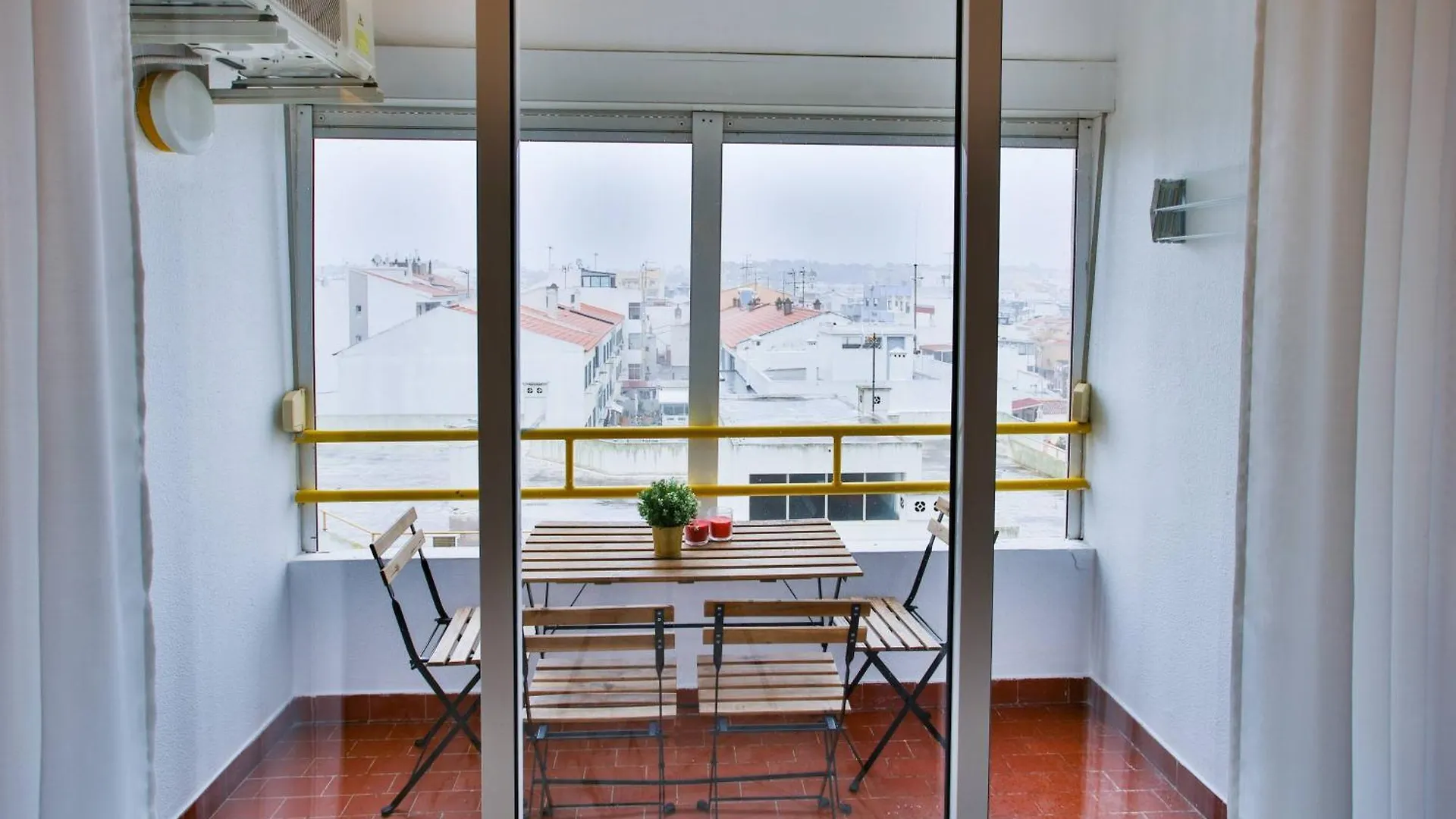 Apartment 3 Min From Beach With Airco And Balcony - Go4Portugal - Quarteira Portugal